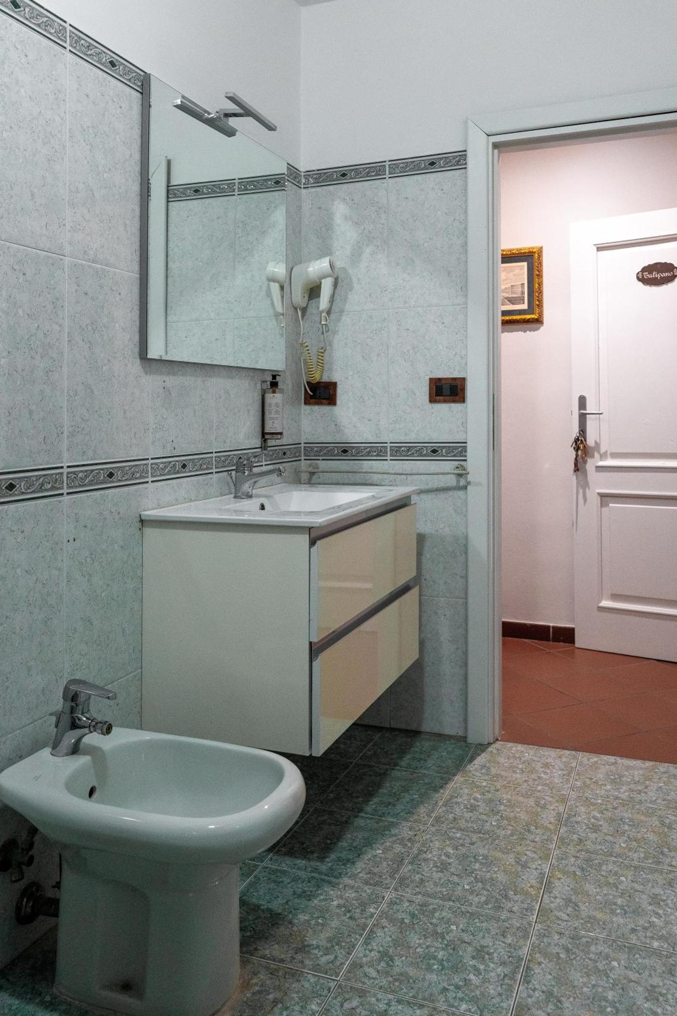La Rosa Di Firenze B&B ภายนอก รูปภาพ