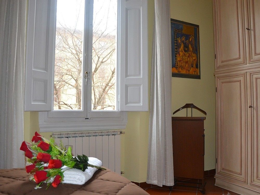 La Rosa Di Firenze B&B ภายนอก รูปภาพ
